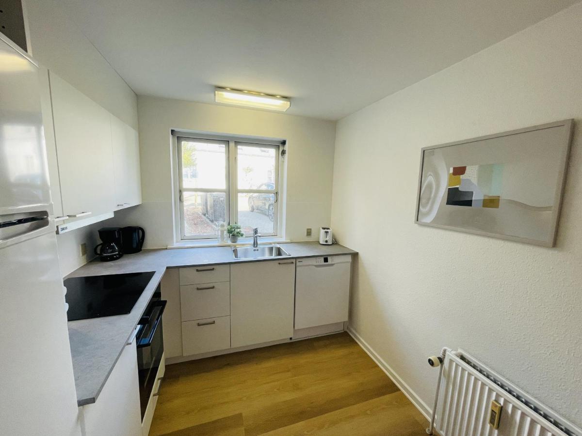 Aday - Central Terrace Apartment In イェリング エクステリア 写真