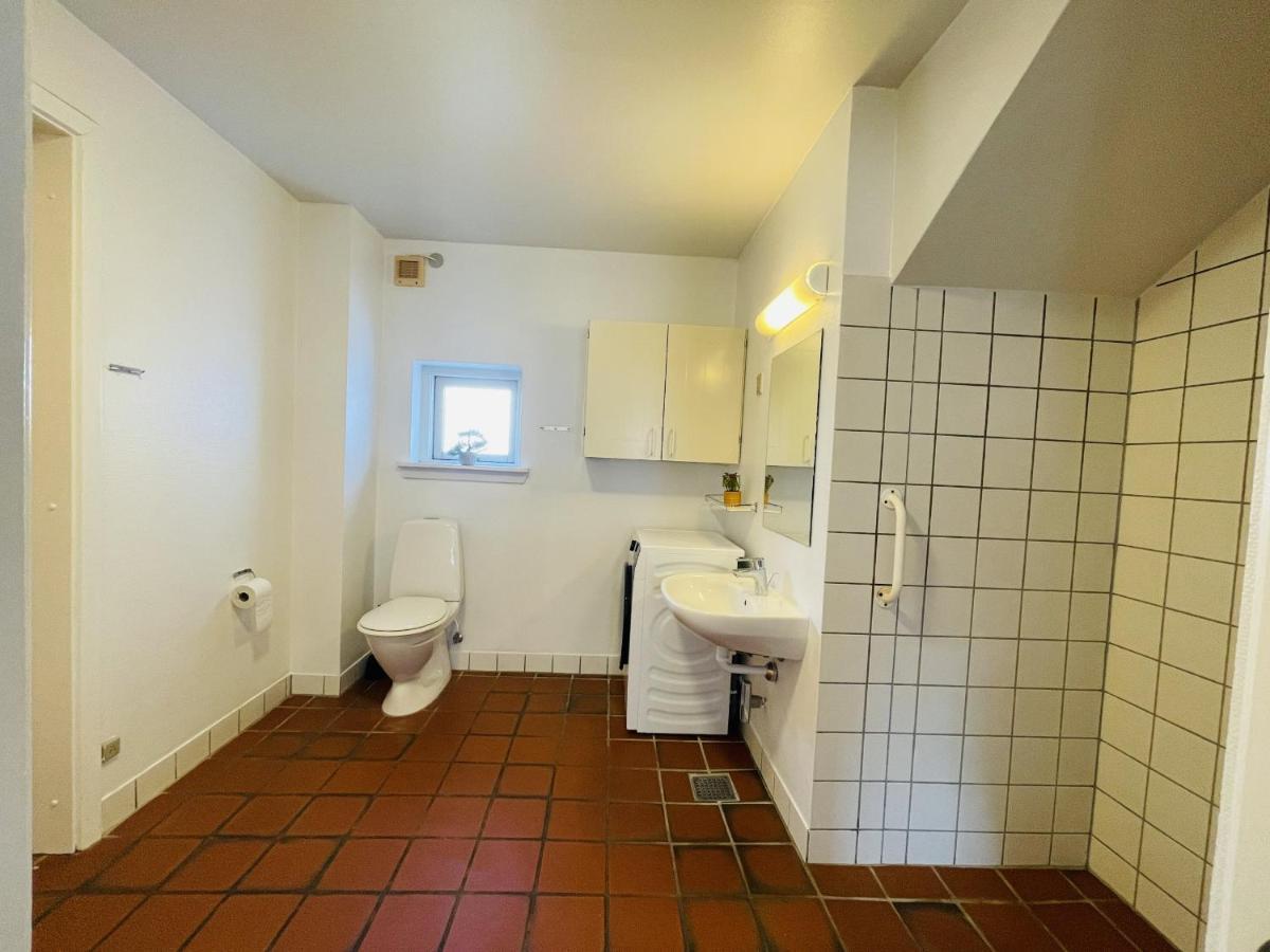 Aday - Central Terrace Apartment In イェリング エクステリア 写真